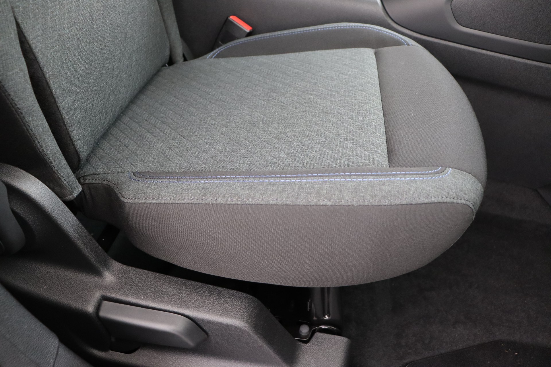 PEUGEOT e-Rifter 50 kWh 136ch Allure