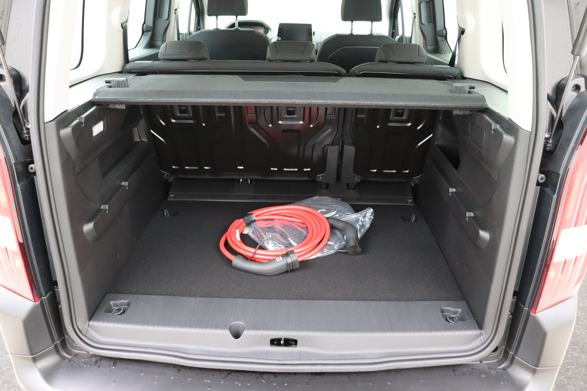 PEUGEOT e-Rifter 50 kWh 136ch Allure