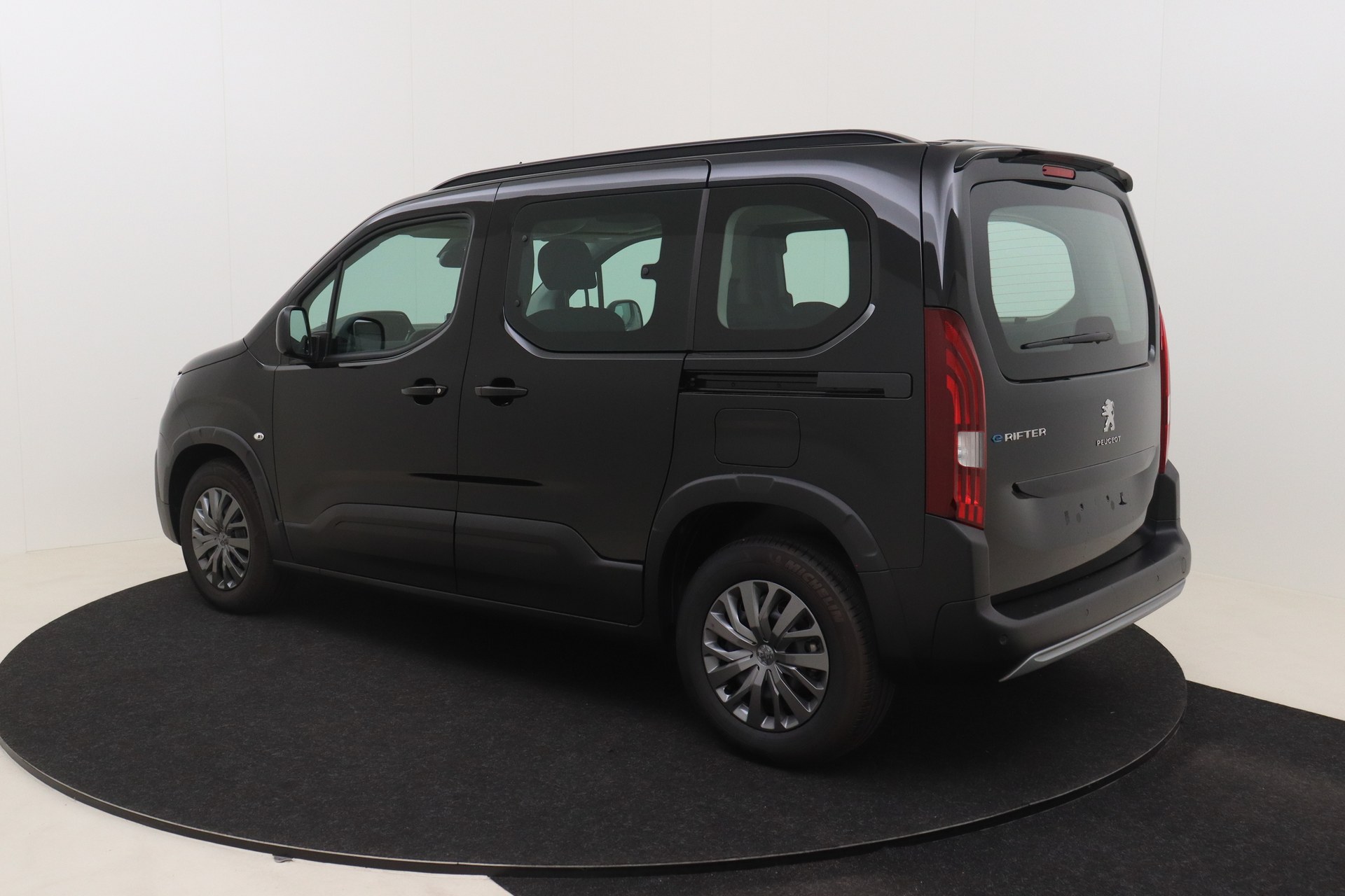 PEUGEOT e-Rifter 50 kWh 136ch Allure
