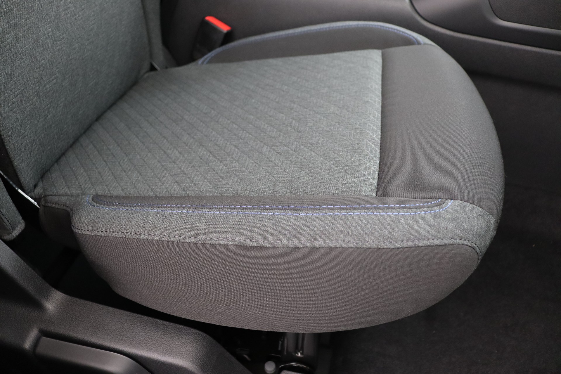 PEUGEOT e-Rifter 50 kWh 136ch Allure