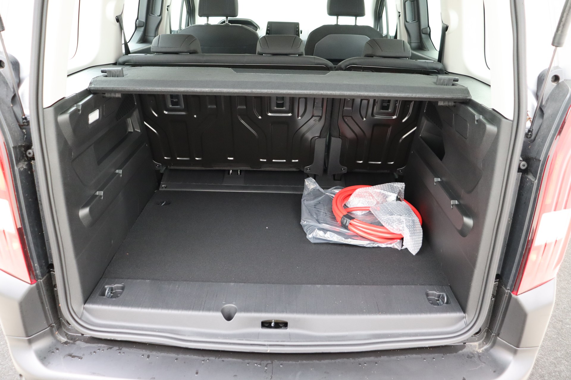 PEUGEOT e-Rifter 50 kWh 136ch Allure