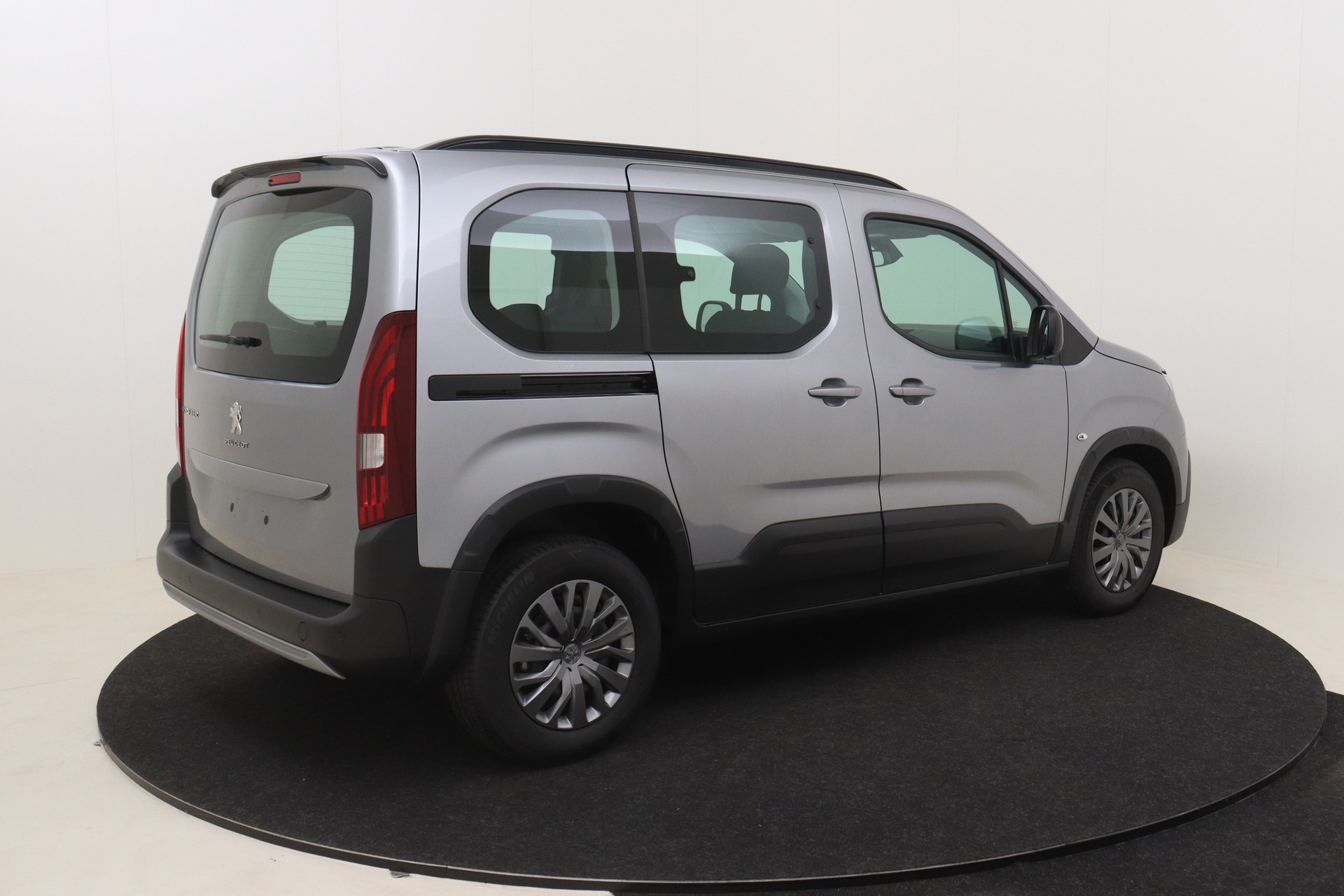 PEUGEOT e-Rifter 50 kWh 136ch Allure