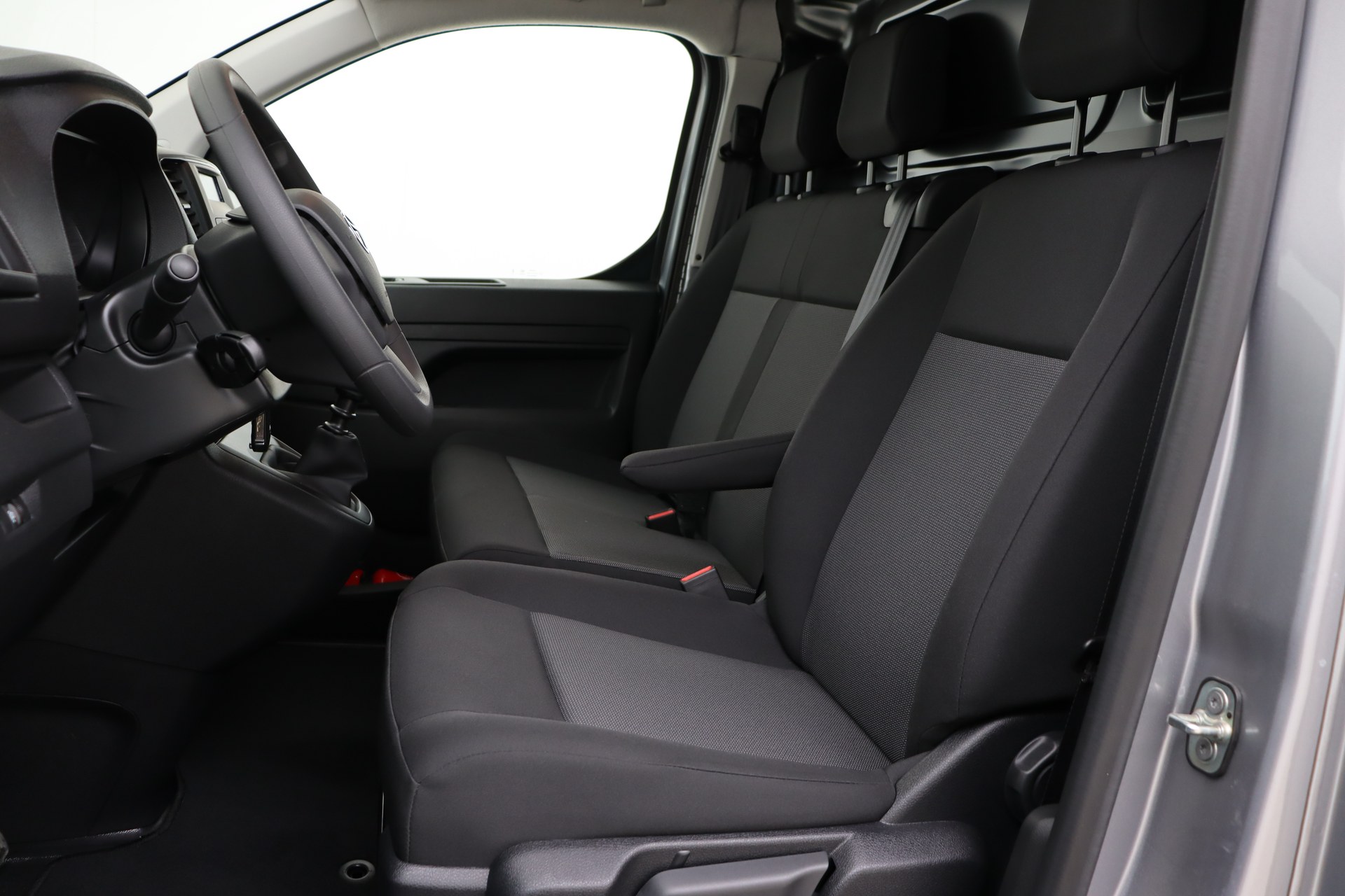 TOYOTA PROACE 1.5D 120ch 6MT Medium Active