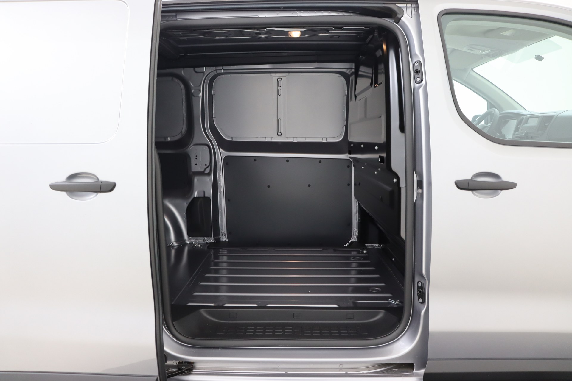 TOYOTA PROACE 1.5D 120ch 6MT Medium Active