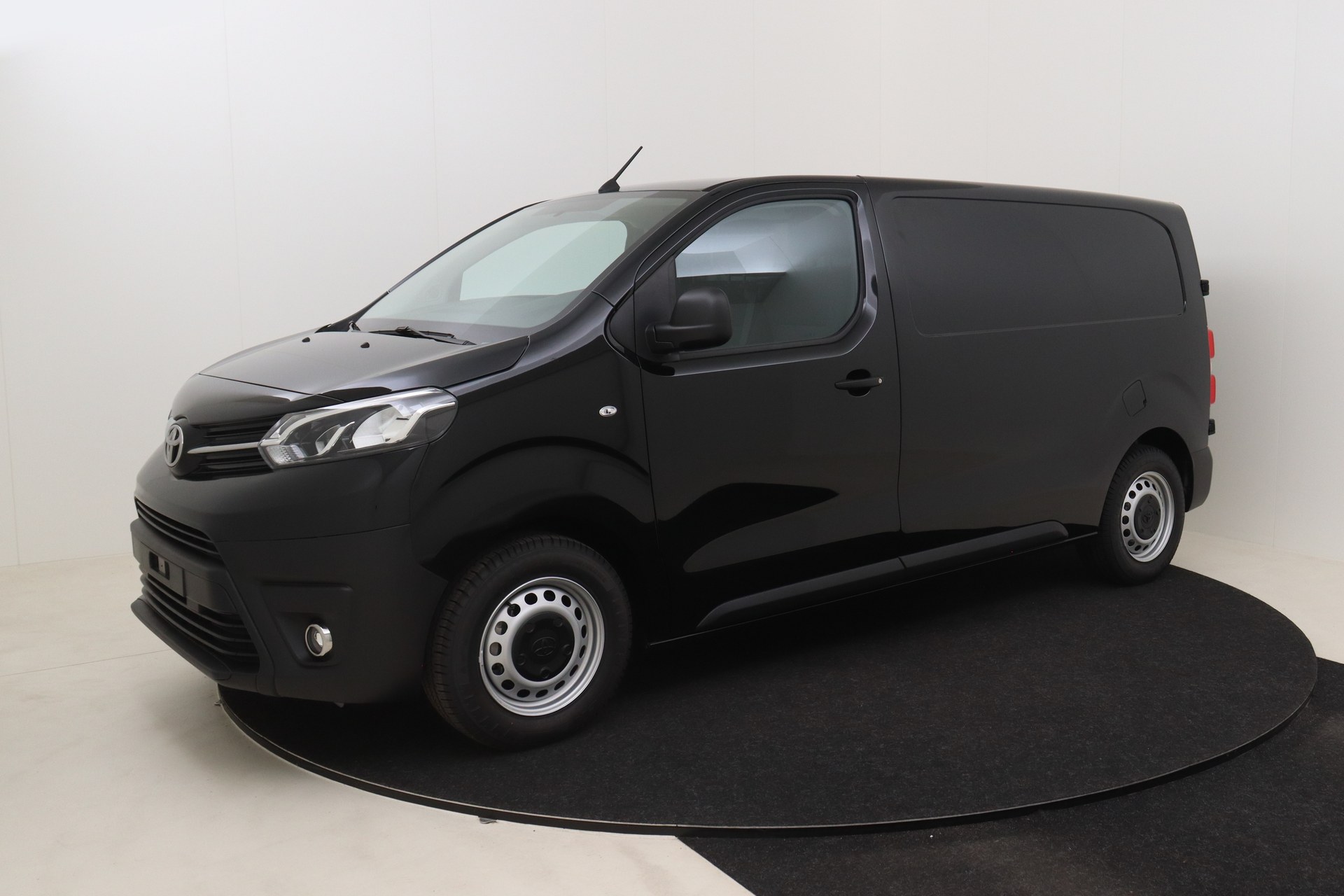 TOYOTA PROACE 1.5D 120ch 6MT Medium Active