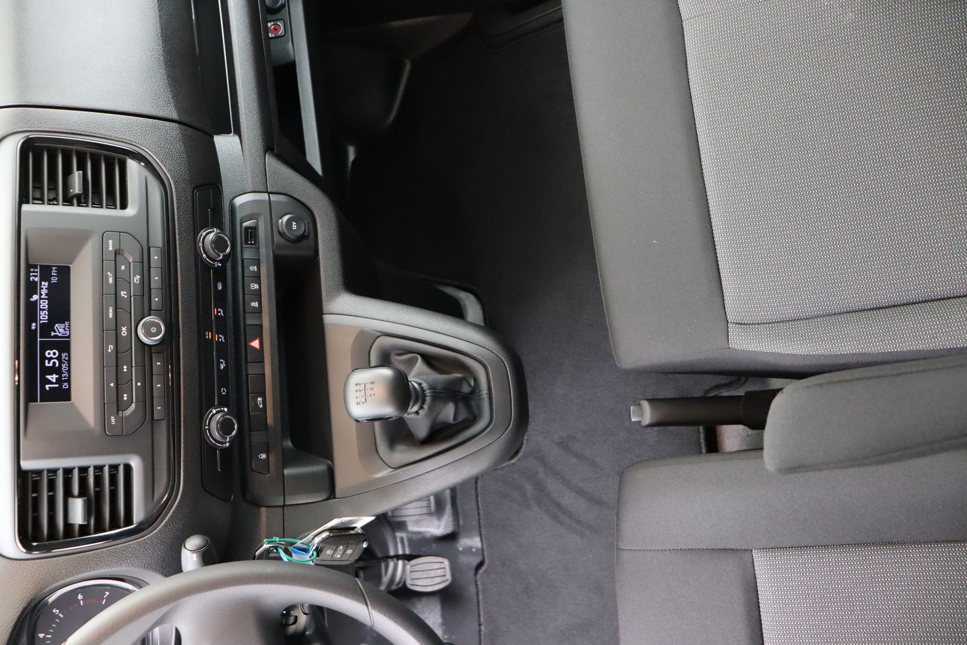 TOYOTA PROACE 1.5D 120ch 6MT Medium Active