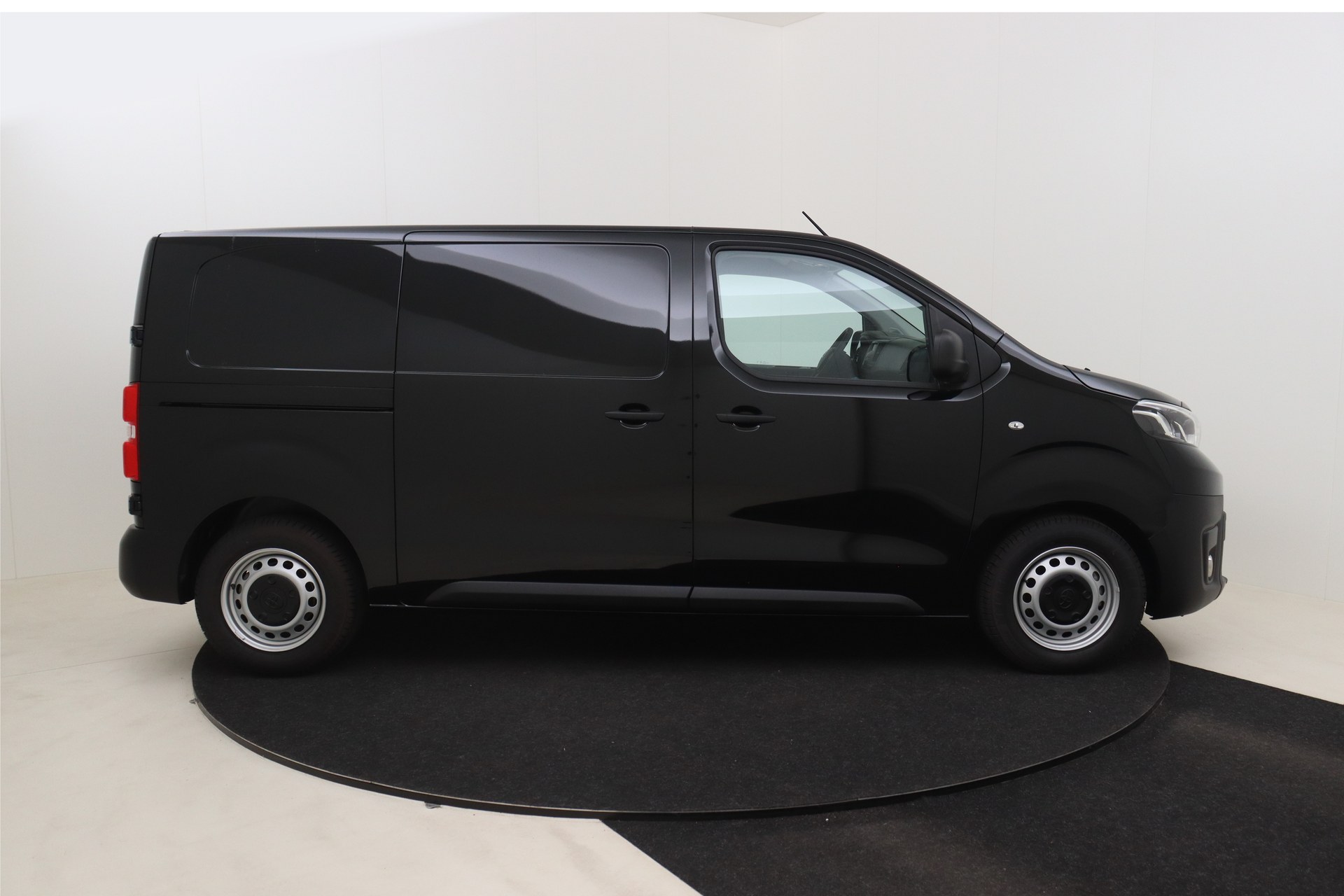 TOYOTA PROACE 1.5D 120ch 6MT Medium Active