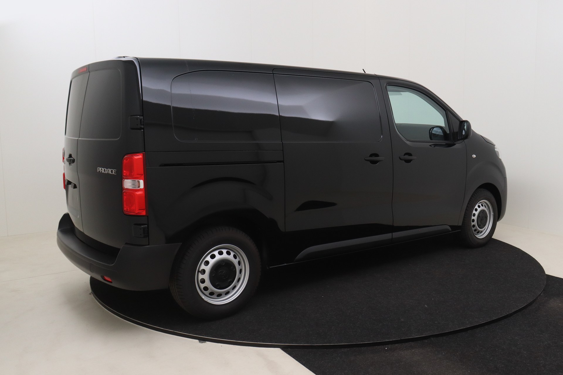 TOYOTA PROACE 1.5D 120ch 6MT Medium Active