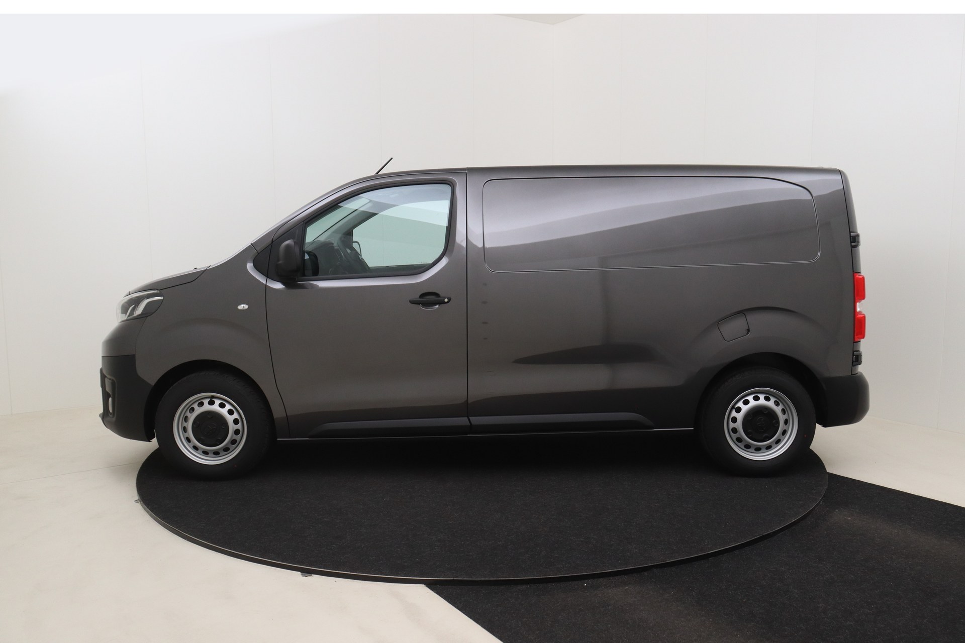 TOYOTA PROACE 1.5D 120ch 6MT Medium Active