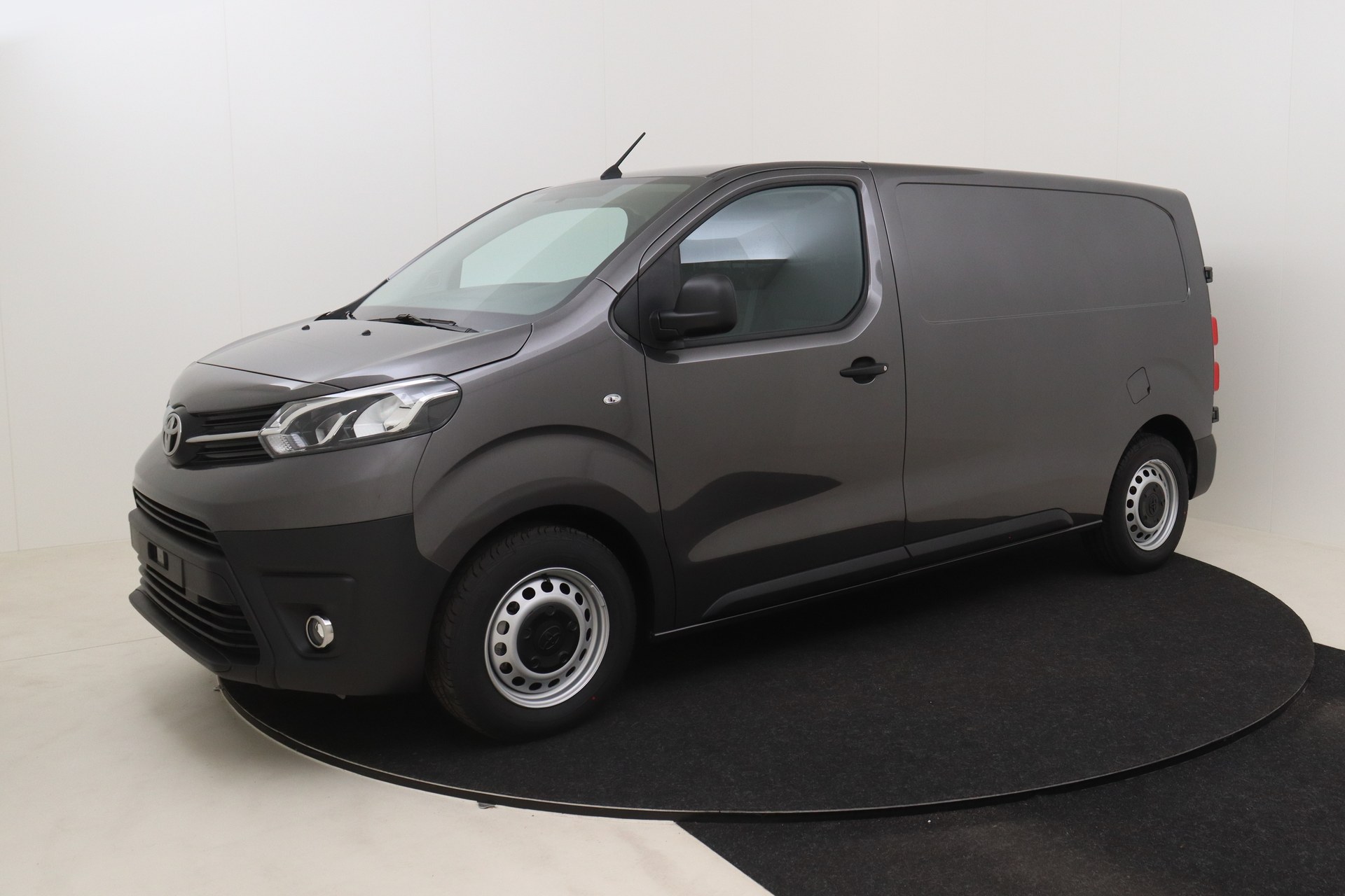TOYOTA PROACE 1.5D 120ch 6MT Medium Active