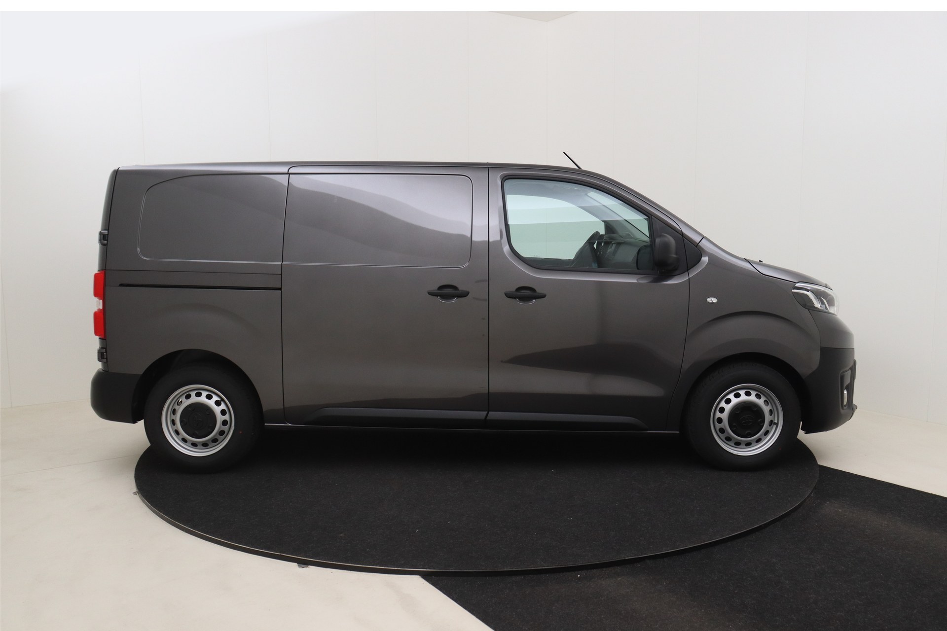 TOYOTA PROACE 1.5D 120ch 6MT Medium Active