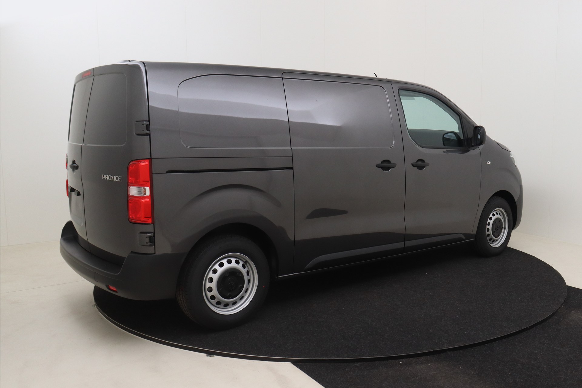 TOYOTA PROACE 1.5D 120ch 6MT Medium Active