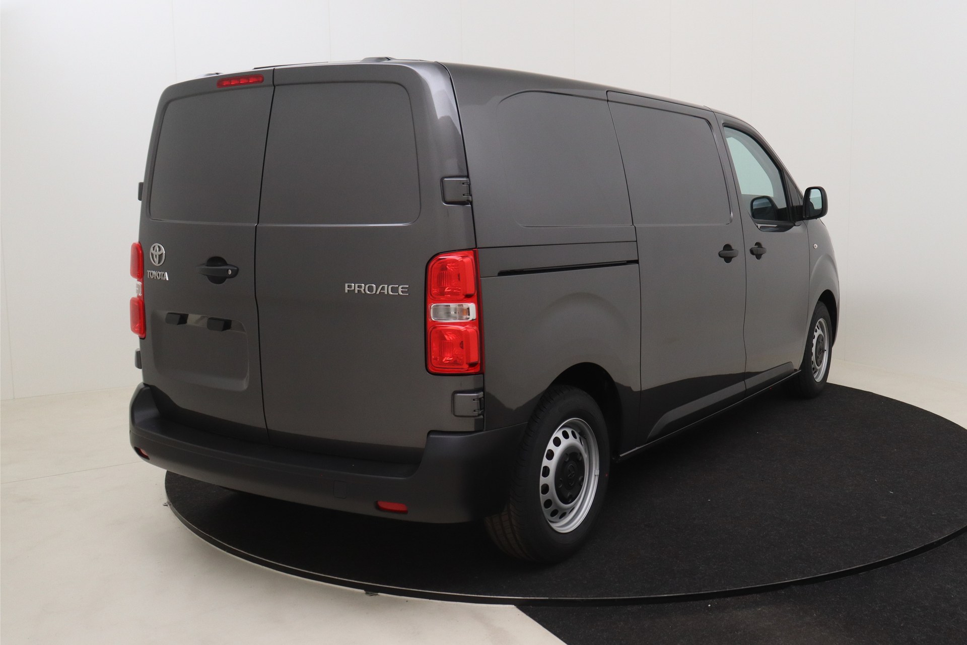 TOYOTA PROACE 1.5D 120ch 6MT Medium Active