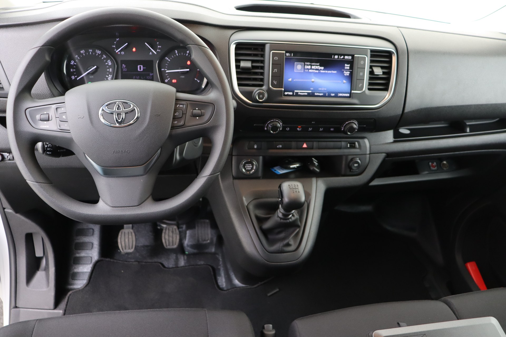 TOYOTA PROACE 2.0D 144ch 6MT Medium Comfort