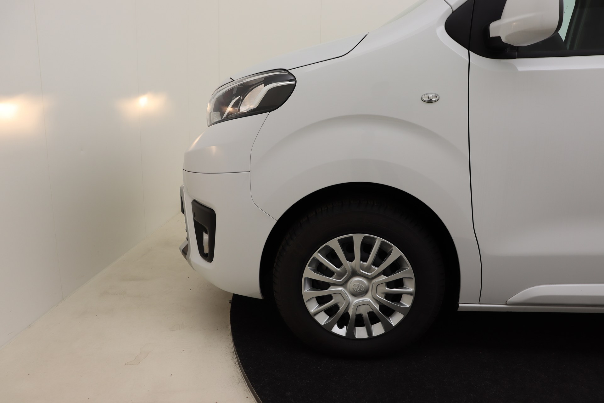 TOYOTA PROACE 2.0D 144ch 6MT Medium Comfort