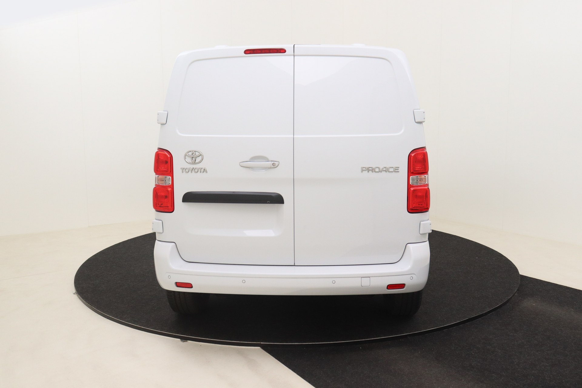 TOYOTA PROACE 2.0D 144ch 6MT Medium Comfort