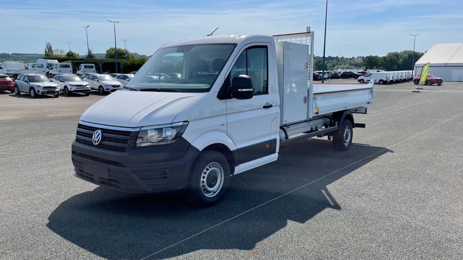 VOLKSWAGEN Crafter   CC L4 35 2.0 TDI 140ch Business Benne et Coffre JPM