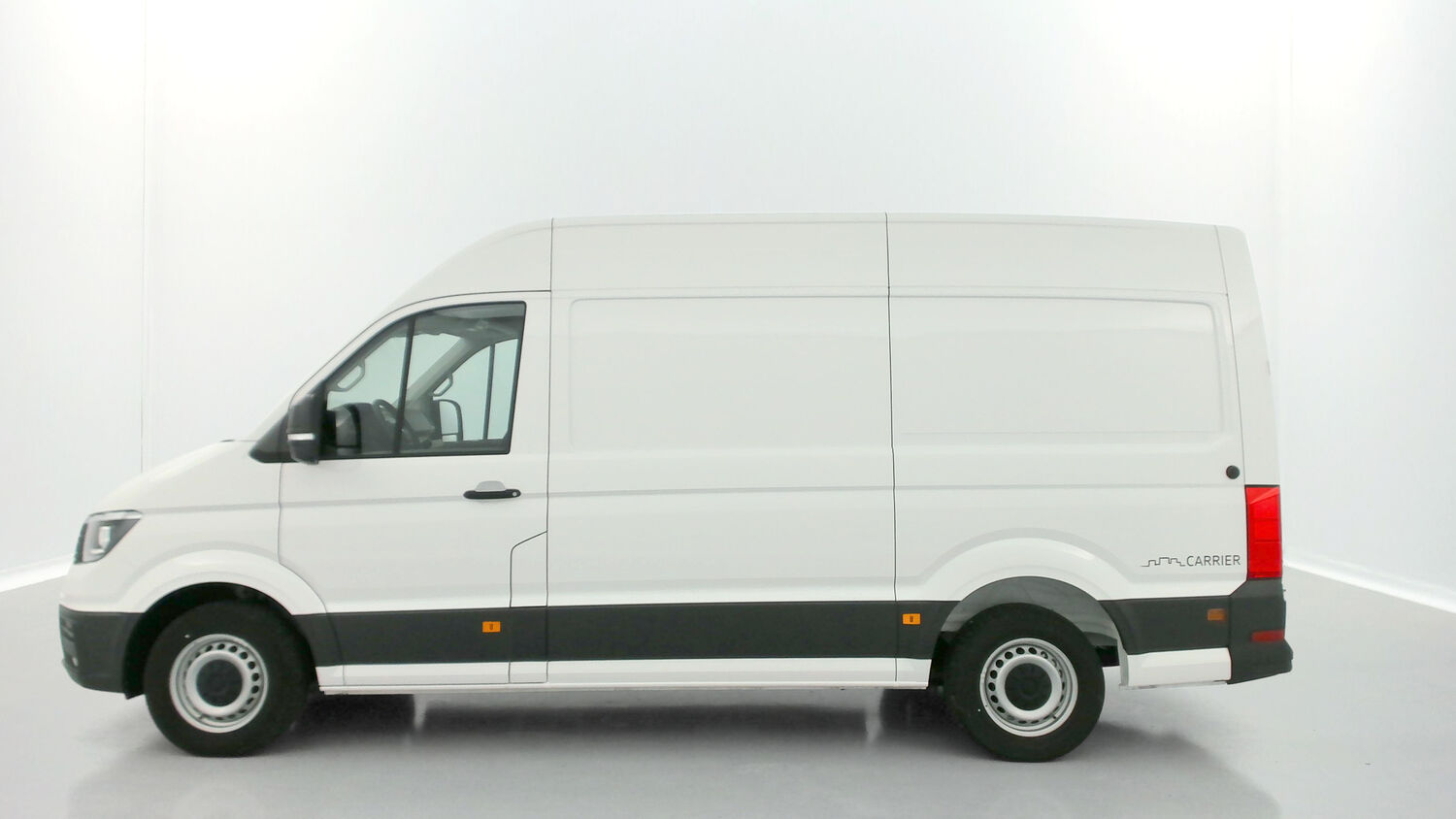 VOLKSWAGEN CRAFTER VAN   30 L3H3 2.0 TDI 102ch ProFirst Carrier