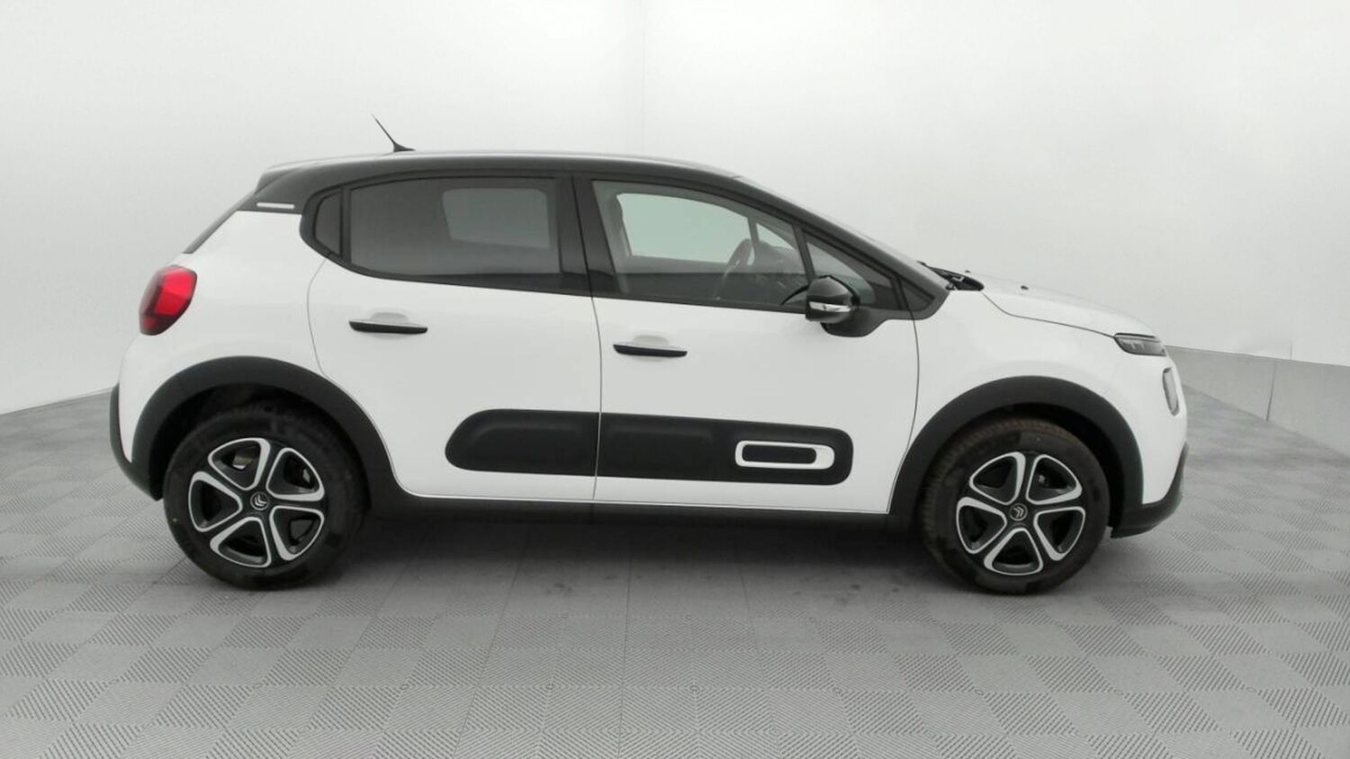 CITROEN C3   III 1.2 PureTech 110ch Shine