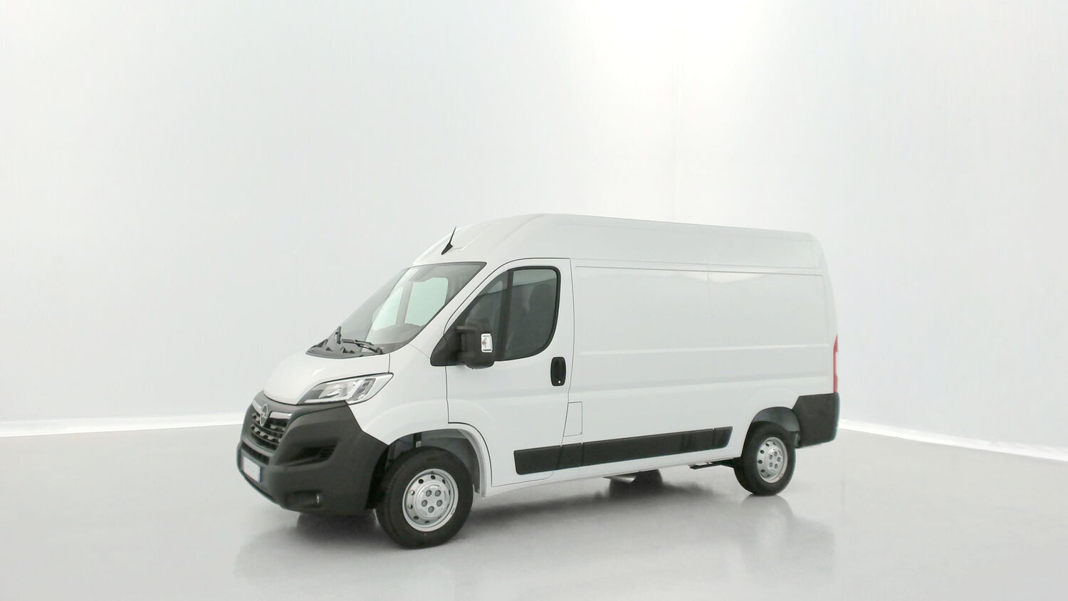 OPEL Movano   3.5T L2H2 2.2d 140ch Pack Business