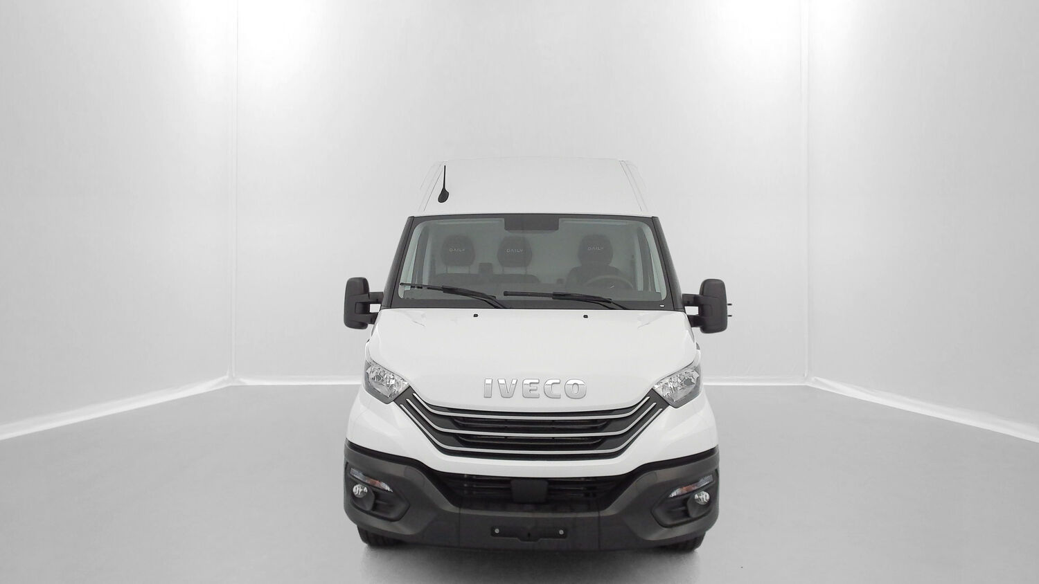 IVECO DAILY   35S16A8 3520L 2.3 156ch 12m³ Hi-Matic