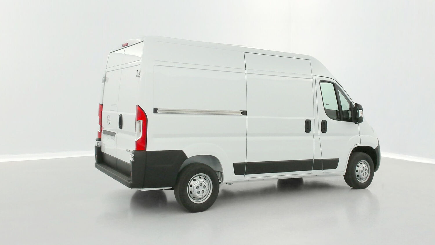 OPEL Movano   L2H2 35 2.2 BlueHDi 140ch Essentia