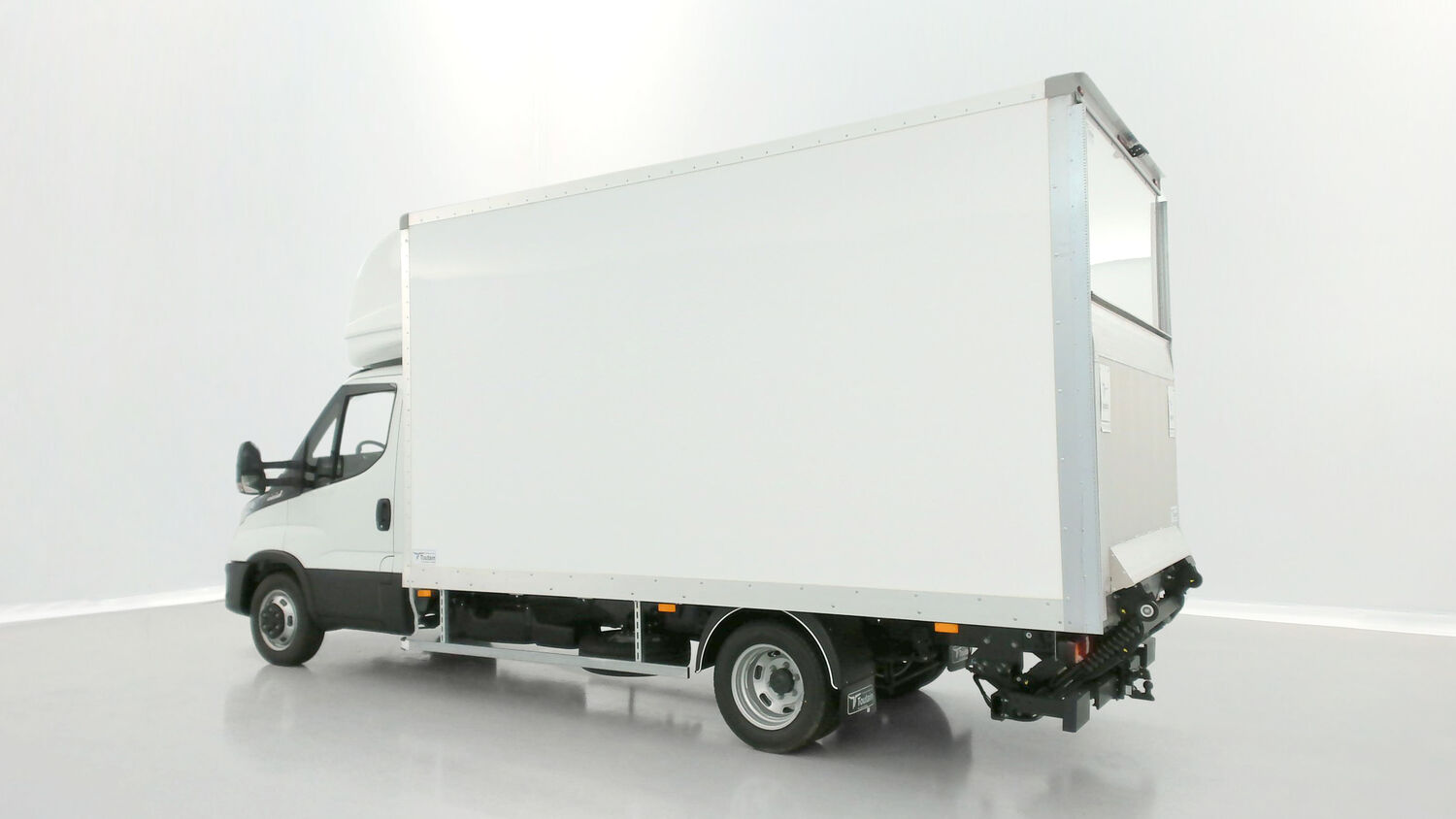 IVECO DAILY   III 35C18HA8 4100 3.0 180ch Caisse 20m³ Toutain