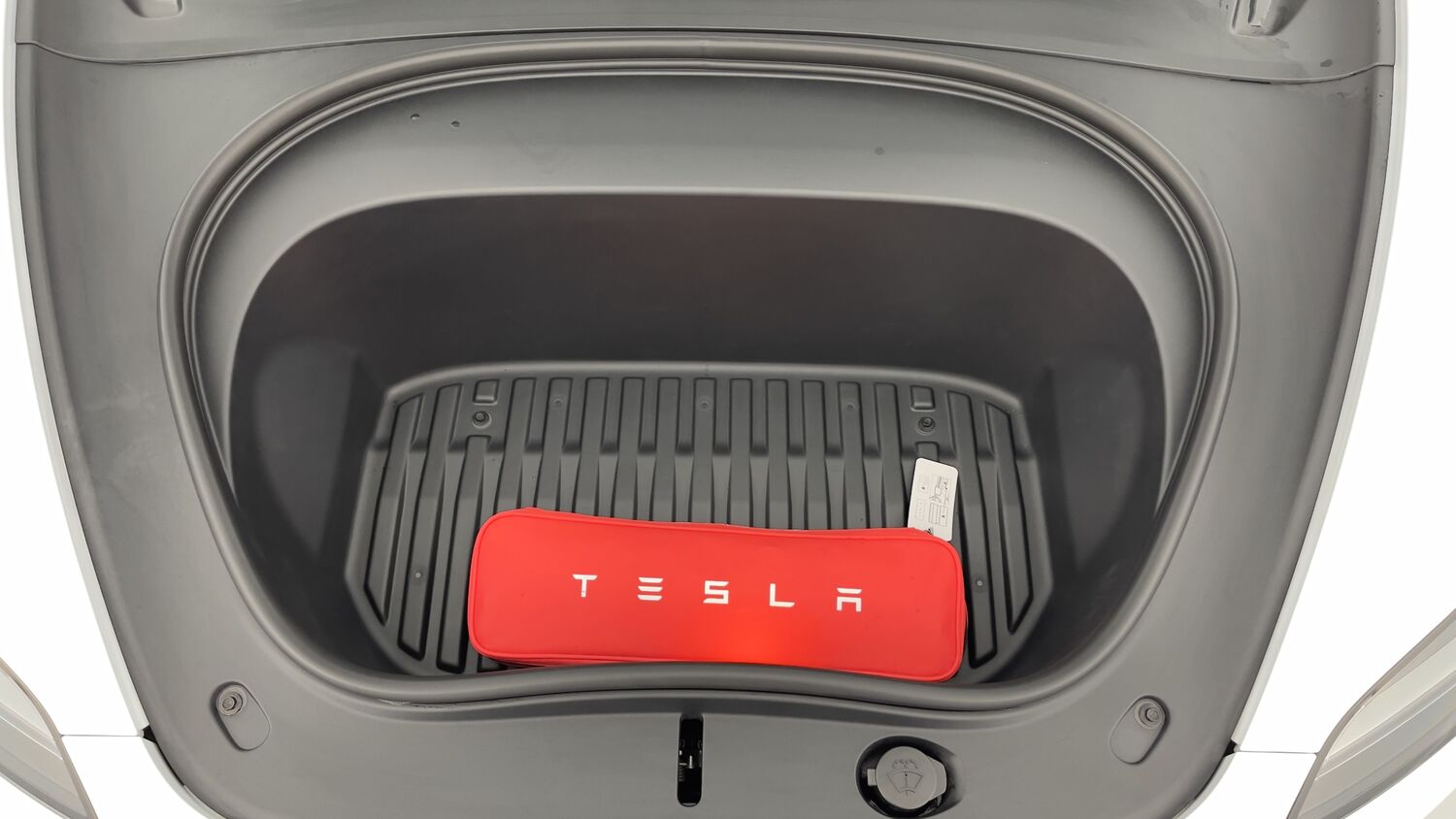 TESLA MODEL 3   II Standard Propulsion (513km)