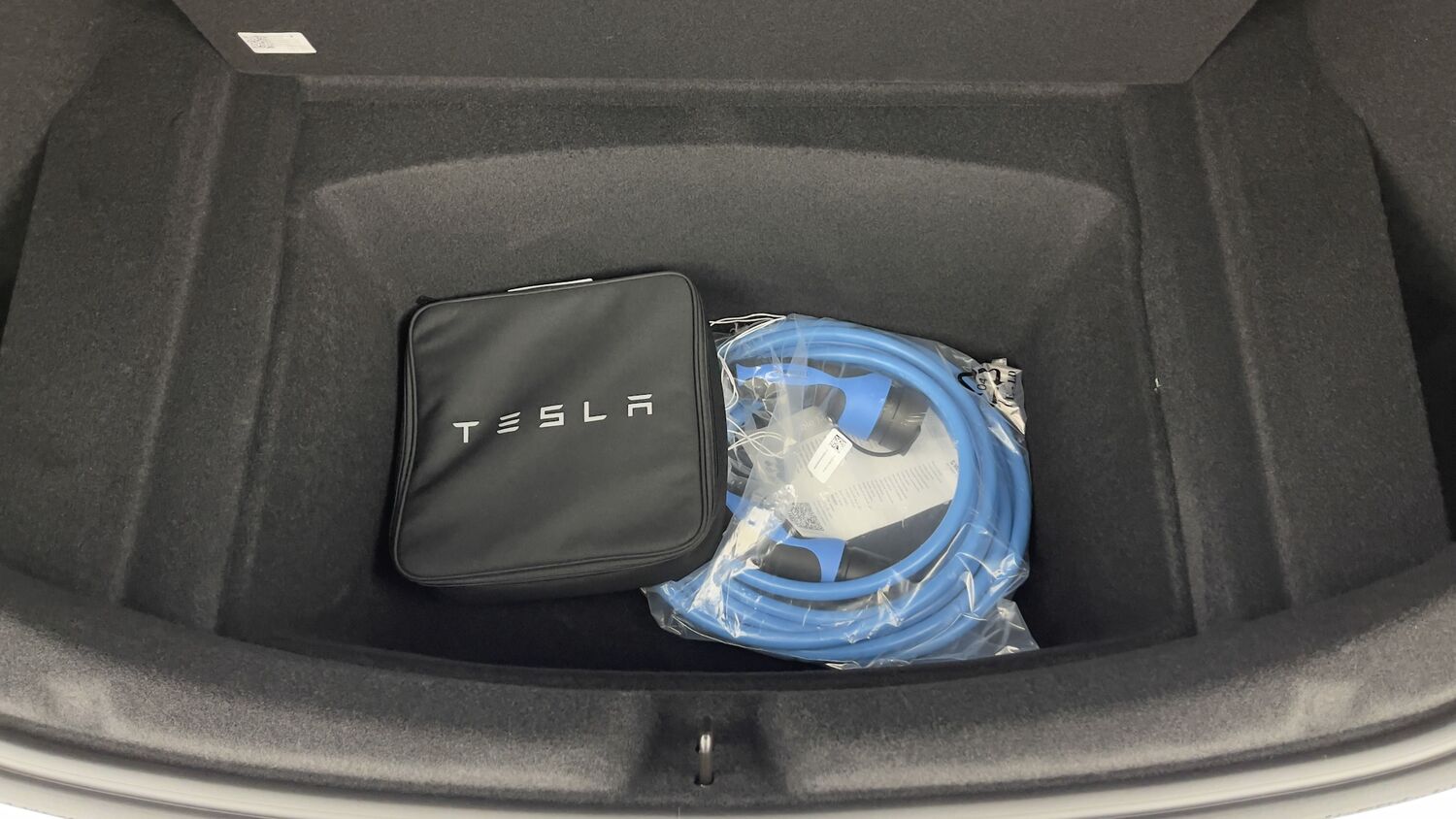 TESLA MODEL 3   II Standard Propulsion (513km)