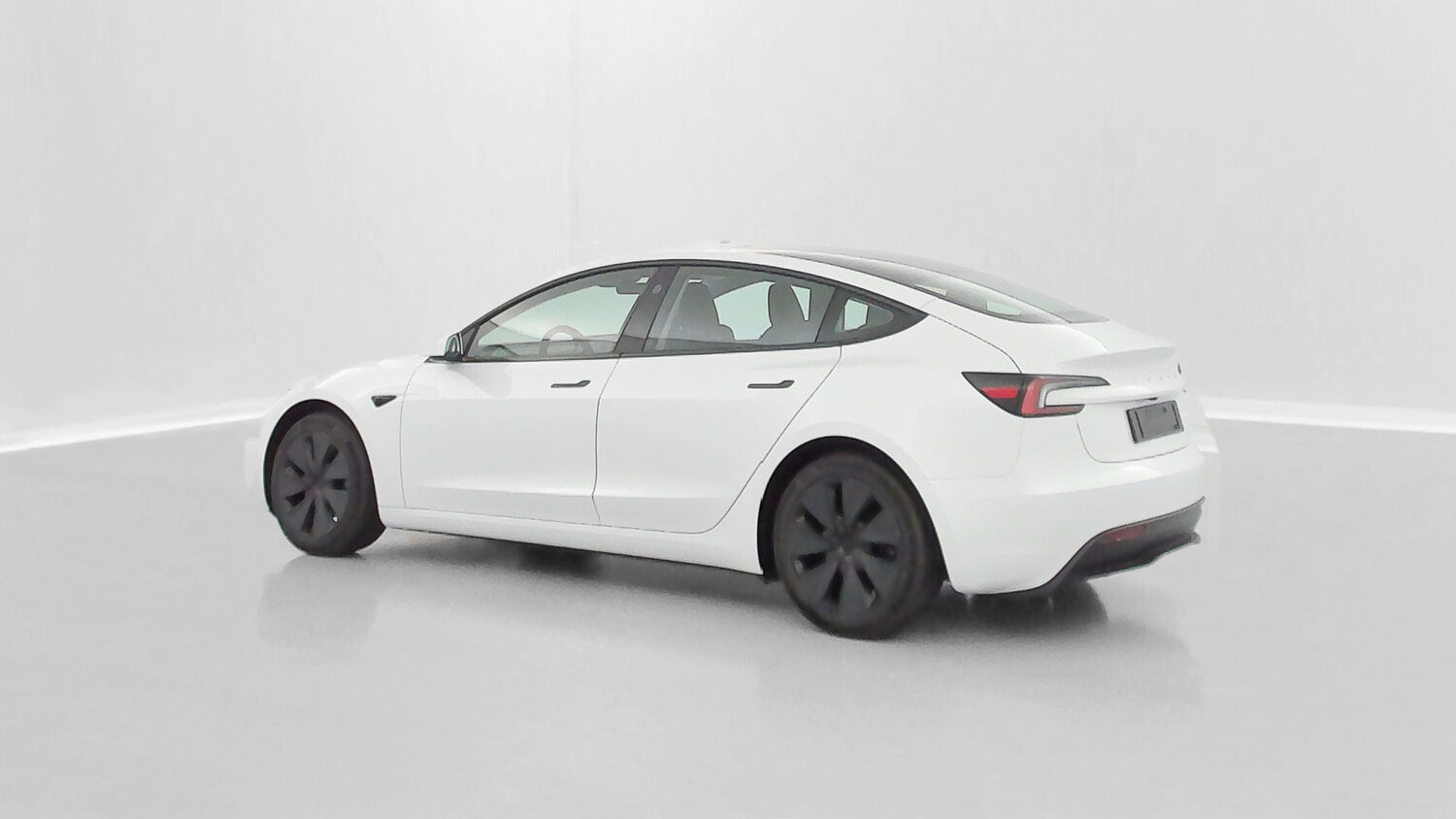 TESLA MODEL 3   II Standard Propulsion (513km)