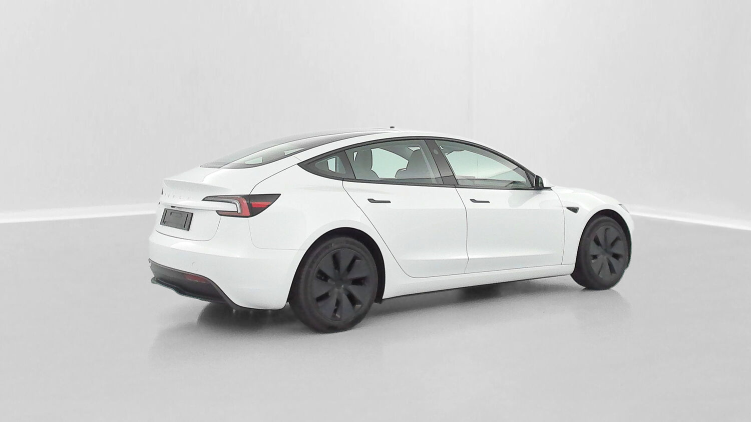 TESLA MODEL 3   II Standard Propulsion (513km)