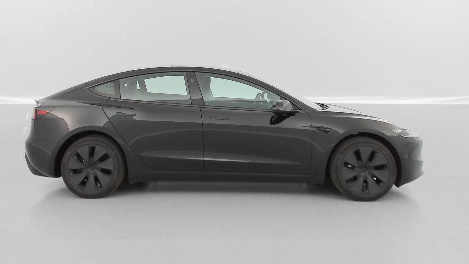 TESLA MODEL 3   II Standard Propulsion (513km)