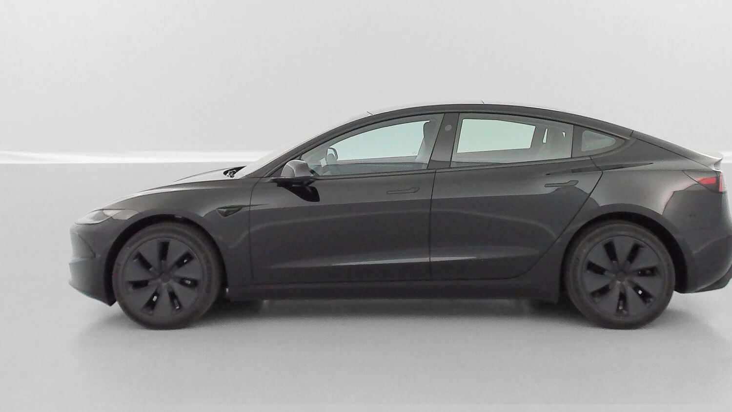 TESLA MODEL 3   II Standard Propulsion (513km)