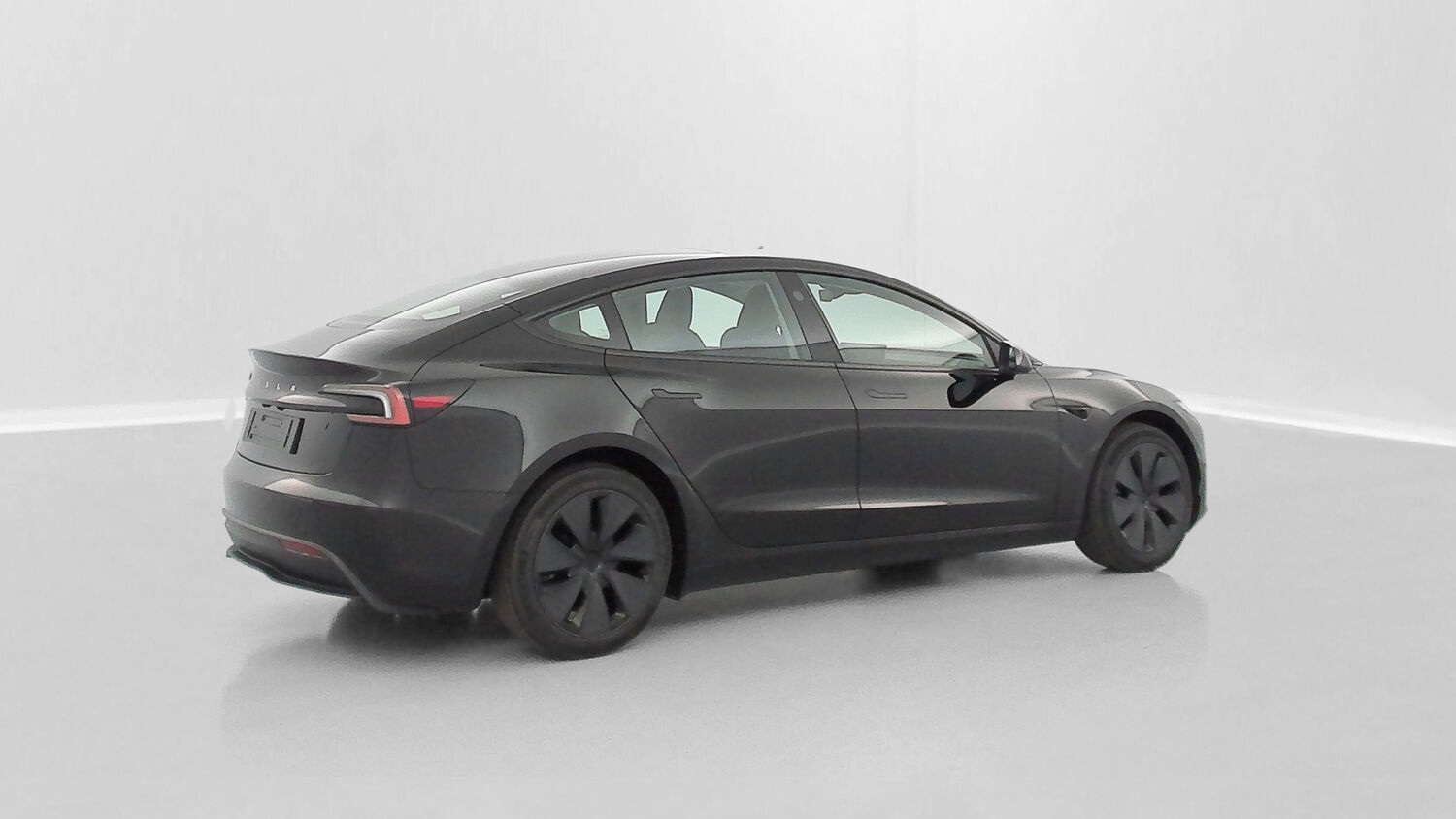 TESLA MODEL 3   II Standard Propulsion (513km)