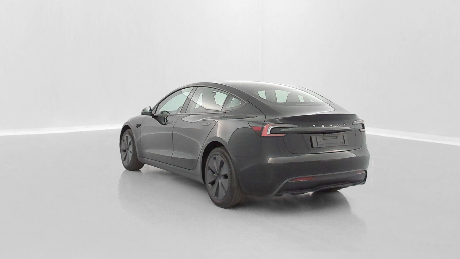 TESLA MODEL 3   II Standard Propulsion (513km)