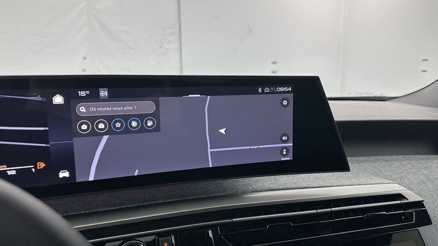 PEUGEOT 3008 Hybrid 136ch Allure e-DCS6 + Pack Panoramic Navigation