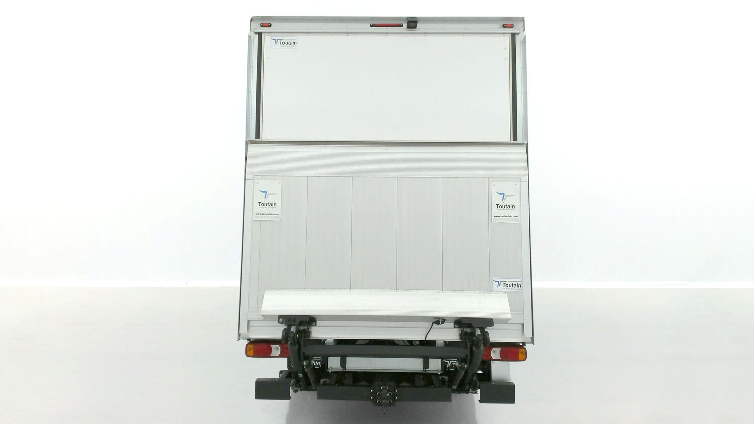 IVECO DAILY III 35C18HA8 4100 3.0 180ch Caisse 20m³ Toutain
