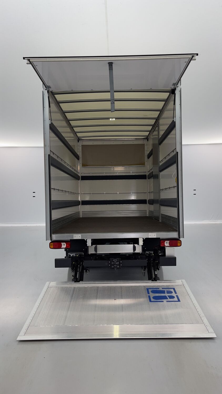 IVECO DAILY III 35C18HA8 4100 3.0 180ch Caisse 20m³ Toutain