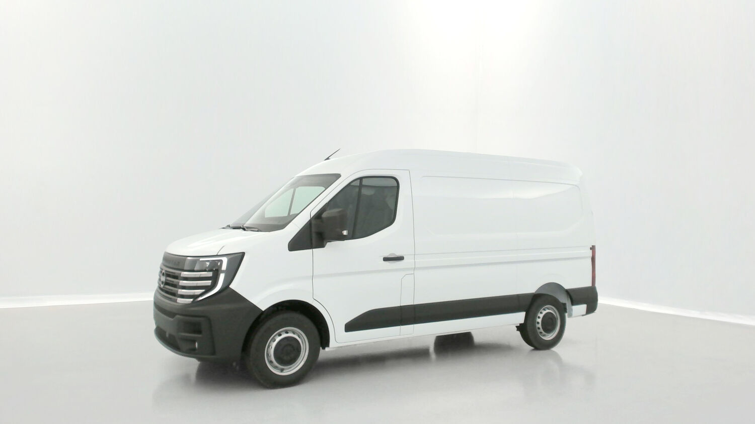 NISSAN Interstar   III L2H2 3t3 2.0 dCi 130ch N-Connecta