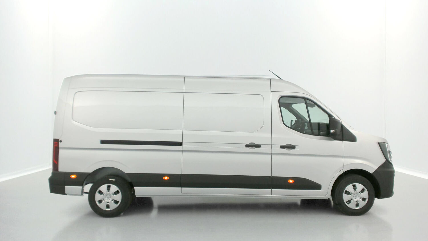 NISSAN INTERSTAR III L3H2 3t5 2.0 dCi 150ch Tekna