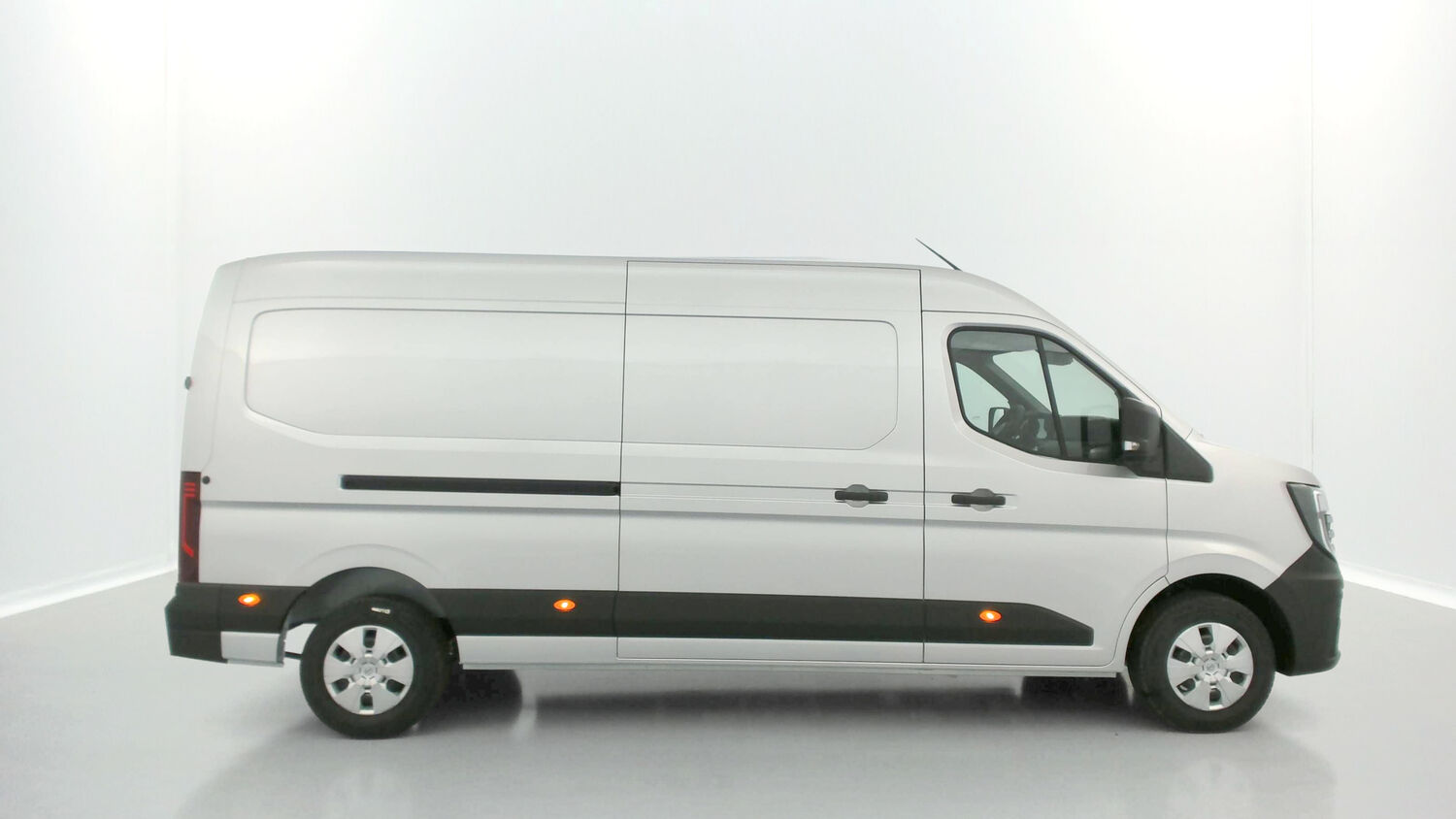 NISSAN Interstar   III L3H2 3t5 2.0 dCi 150ch Tekna