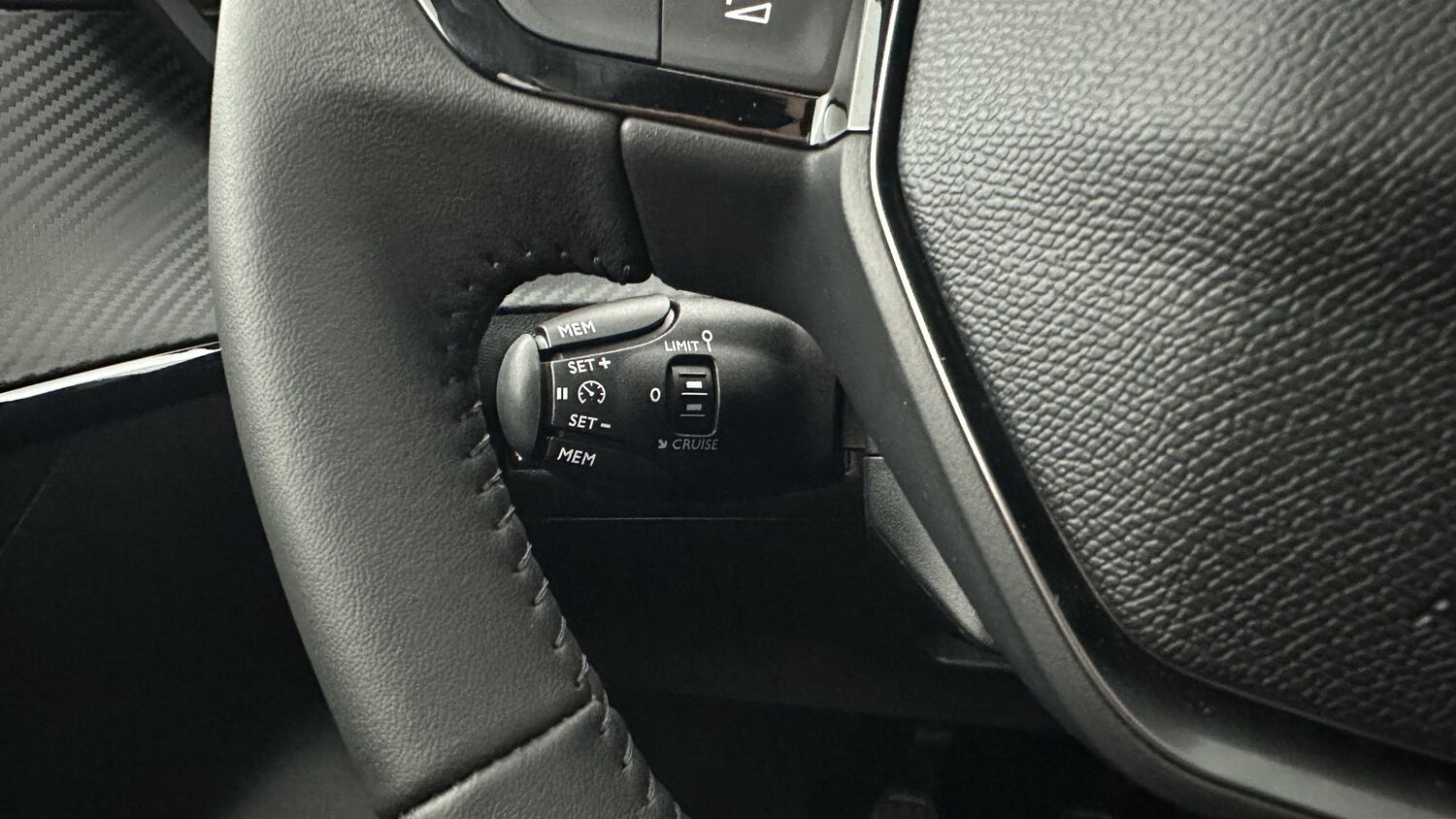 PEUGEOT 208   II(2) 1.2 PureTech 75ch Active
