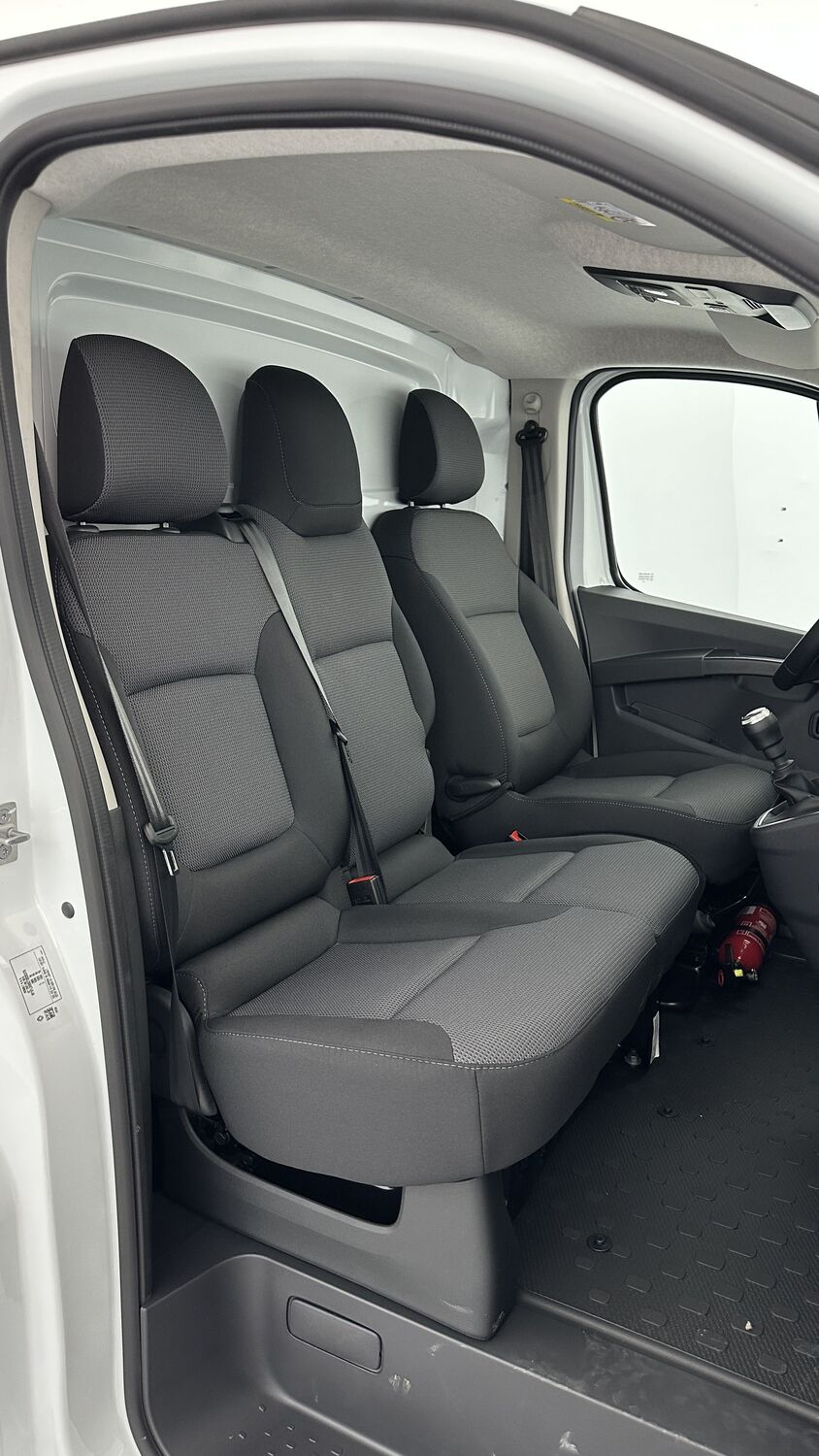 RENAULT TRAFIC III (3) L1H1 2800 2.0 Blue dCi 130ch Advance