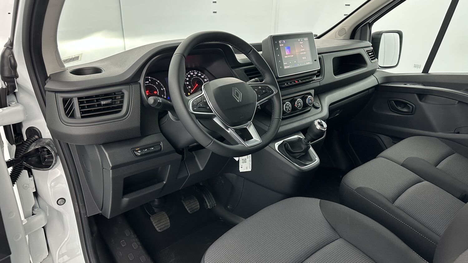 RENAULT TRAFIC III (3) L1H1 2800 2.0 Blue dCi 130ch Advance