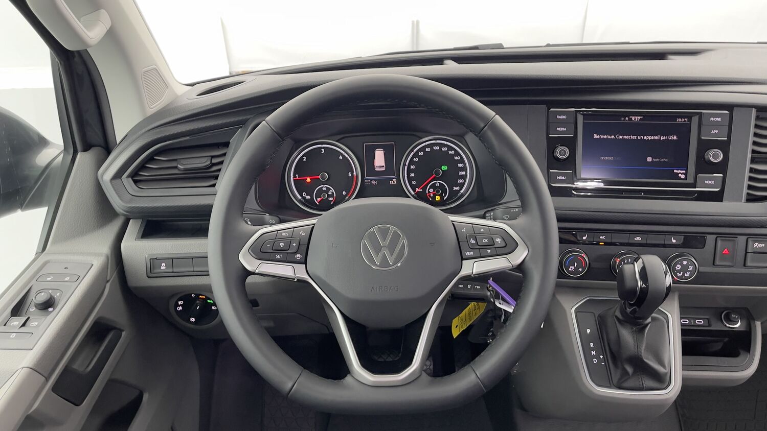 VOLKSWAGEN TRANSPORTER T 6.1 PROCAB L1 2.0 TDI 150ch Business Plus DSG7