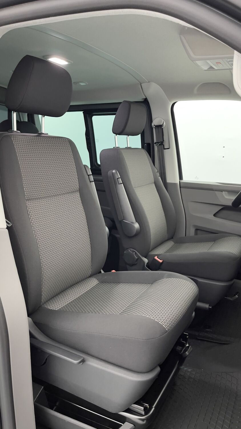 VOLKSWAGEN TRANSPORTER T 6.1 PROCAB L1 2.0 TDI 150ch Business Plus DSG7