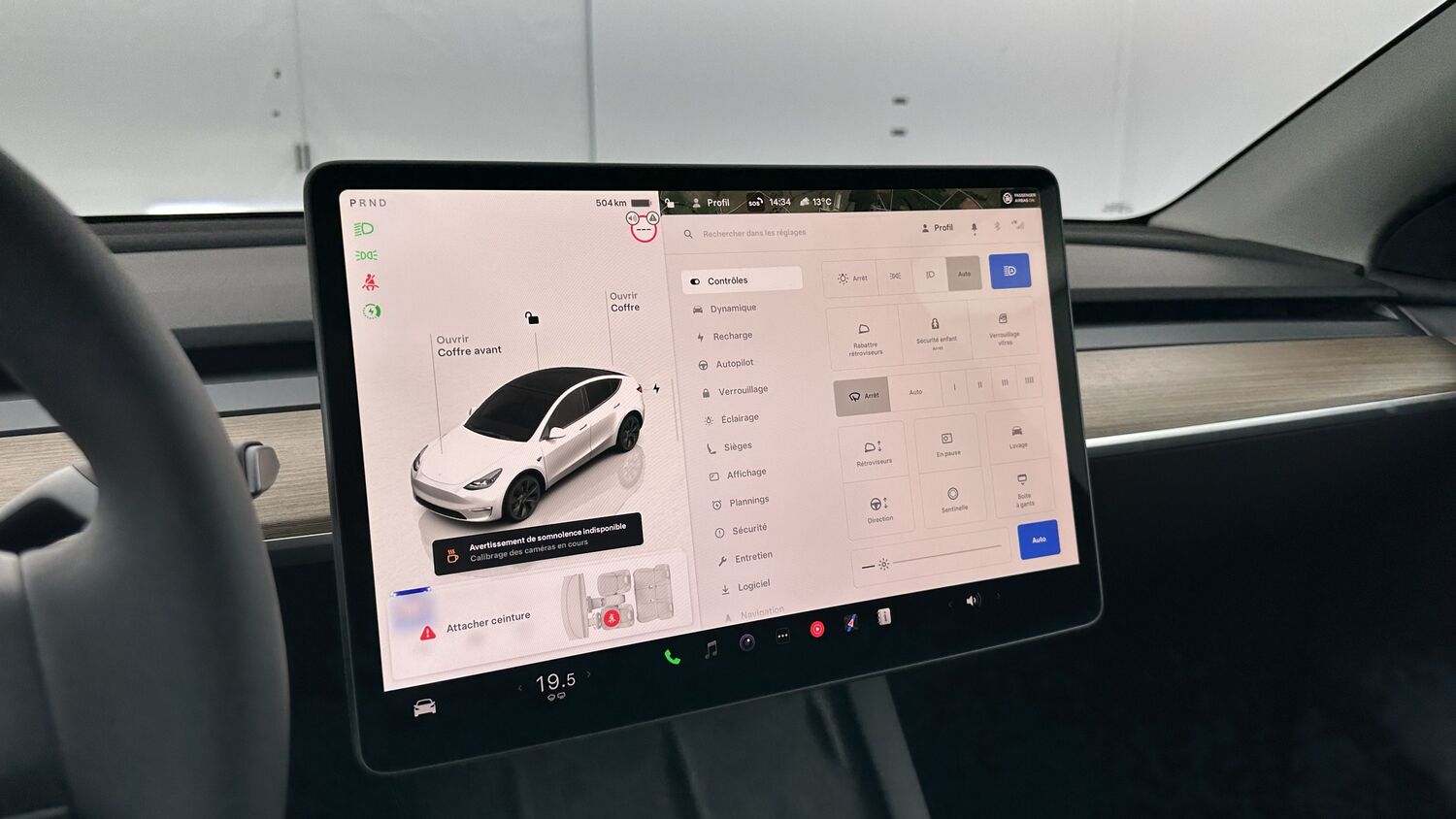 TESLA Model y   Grande Autonomie Propulsion (600km)