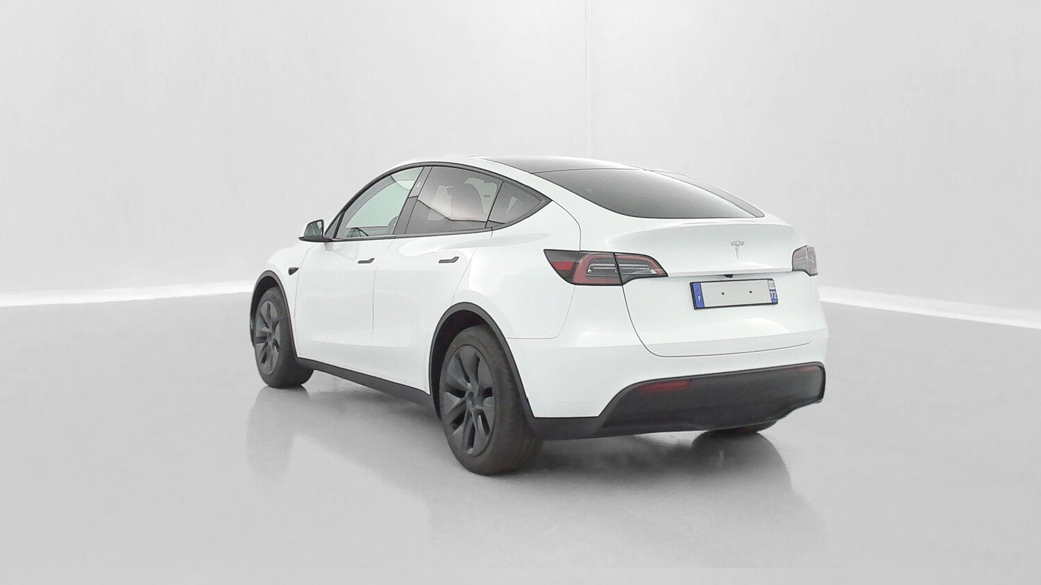 TESLA Model y   Grande Autonomie Propulsion (600km)