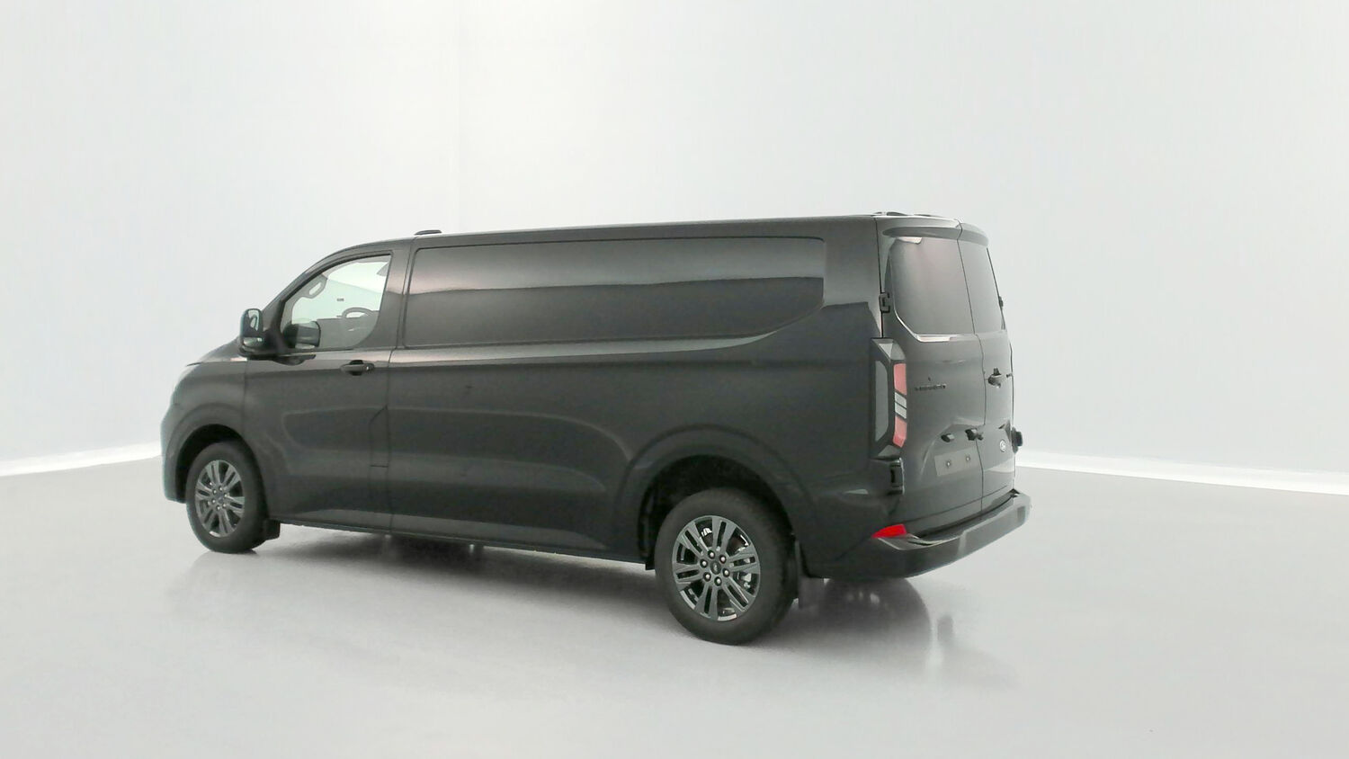 FORD TRANSIT CUSTOM II 320 L2H1 2.0 Ecoblue 170ch Limited BVA8
