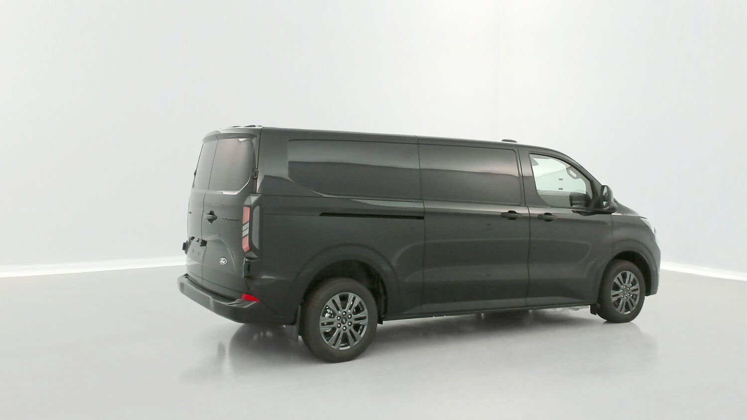 FORD TRANSIT CUSTOM II 320 L2H1 2.0 Ecoblue 170ch Limited BVA8